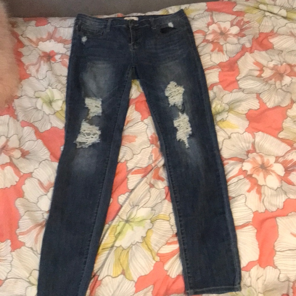 Distressed Skinny jean